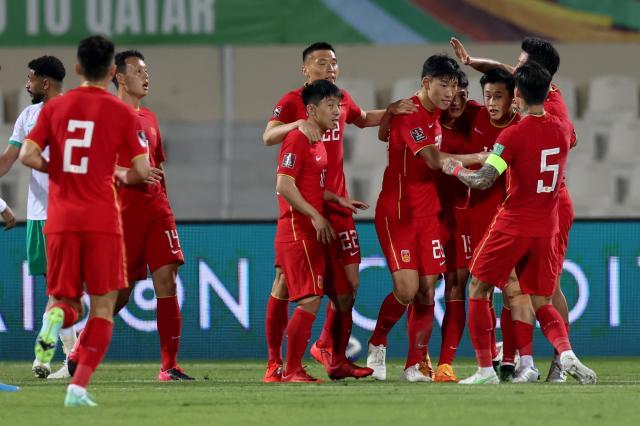 开云app官方下载-【聚焦】比分拼劲难掩尴尬 脸面仍需一点一点踢回来