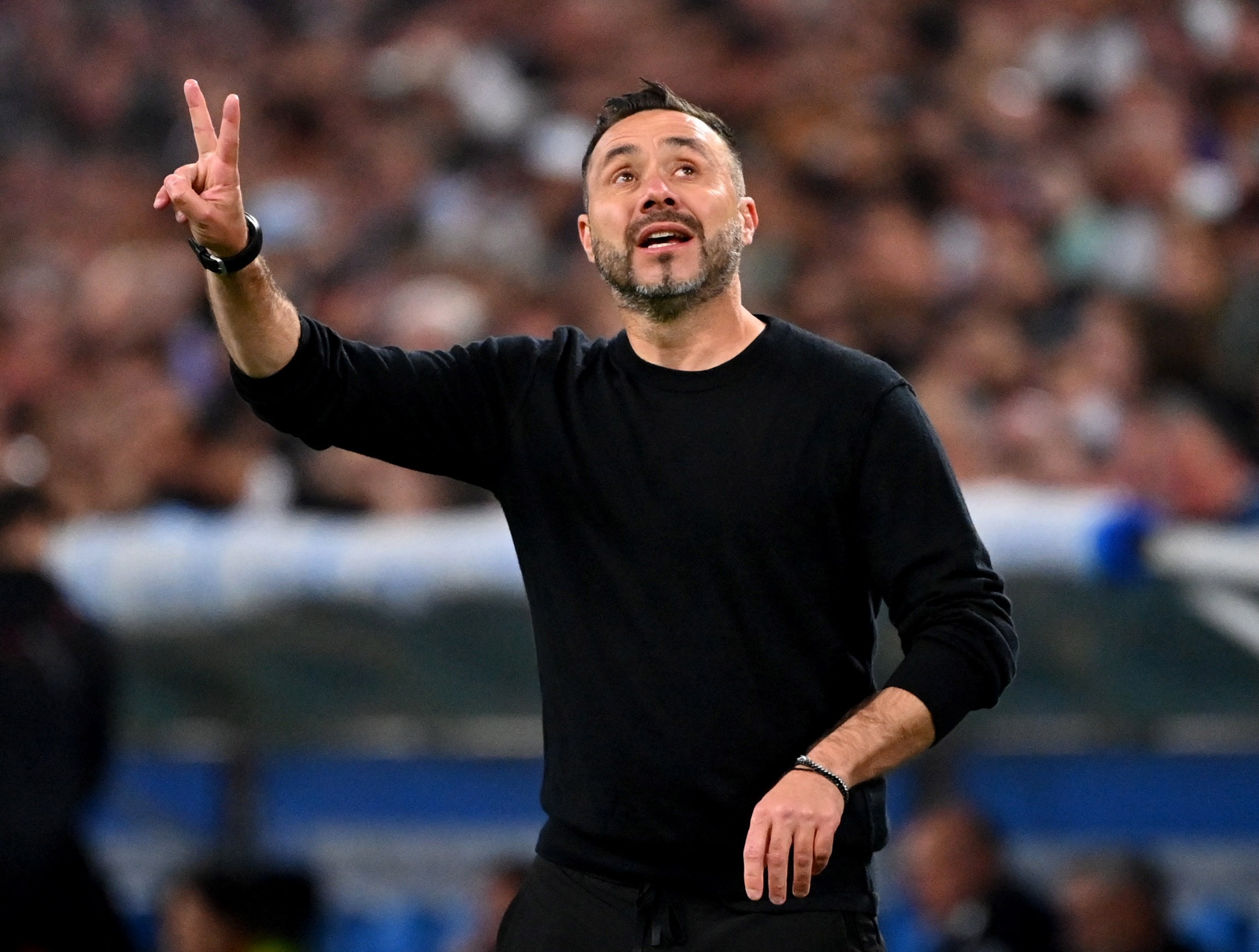 开云体育官网-前水晶宫老板：热刺竟靠德泽尔比救命，他在任何球队都待不过2年